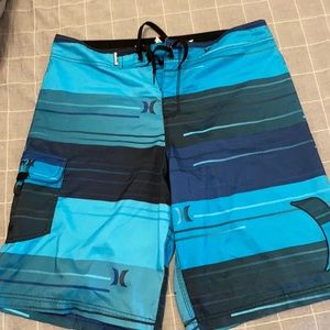 Men’s board shorts